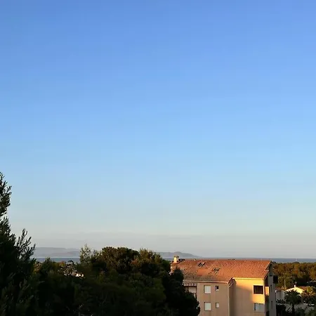 T2 Vue A Giens Apartmán